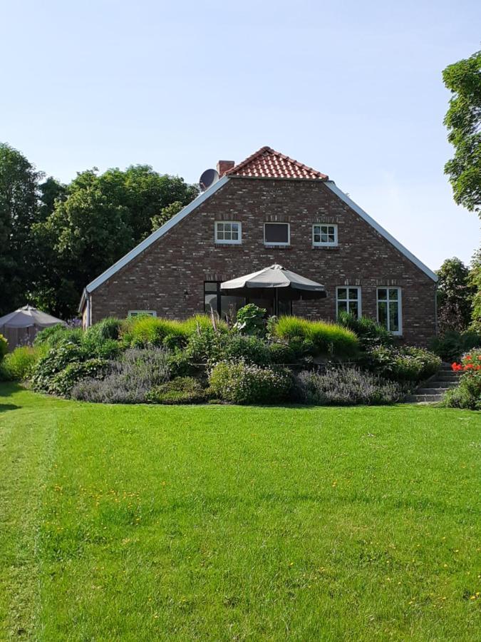 Pilsumer Warfthaus Krummhoern